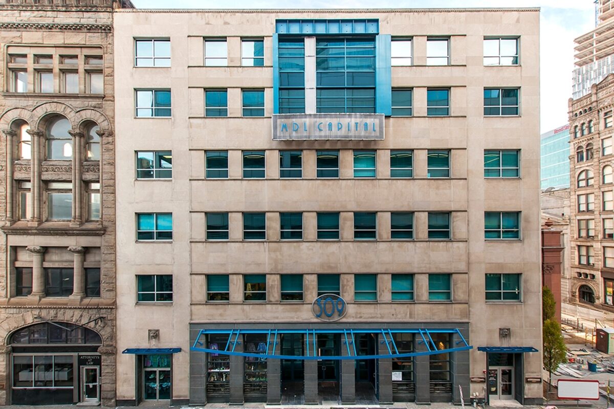 309 Smithfield Street exterior
